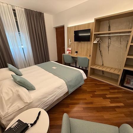 Hotel Parigi&Spa Bordighera Esterno foto