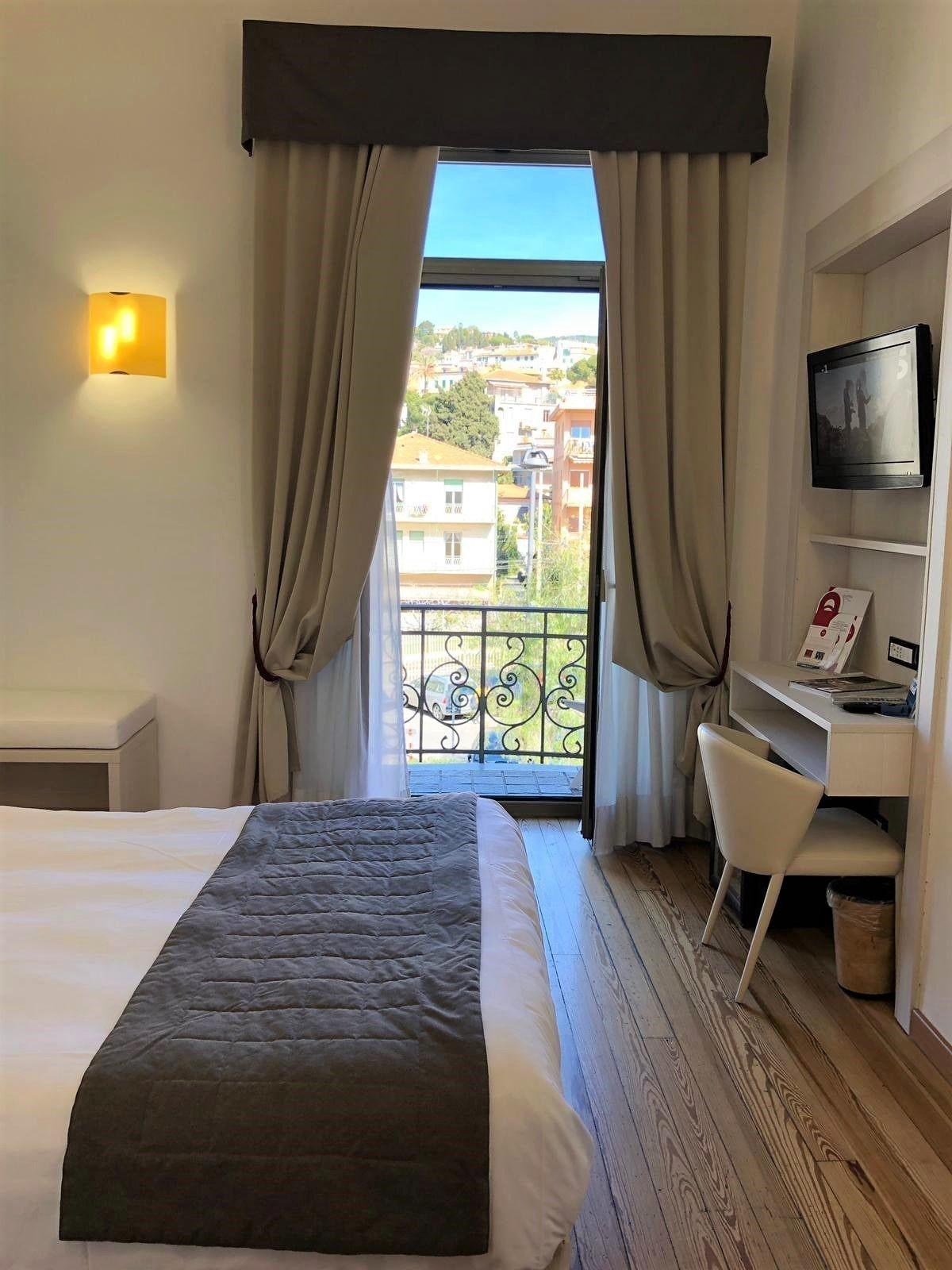 Hotel Parigi&Spa Bordighera Esterno foto