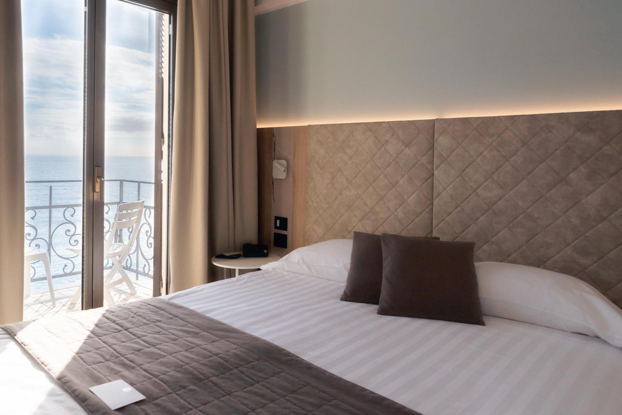 Hotel Parigi&Spa Bordighera Esterno foto