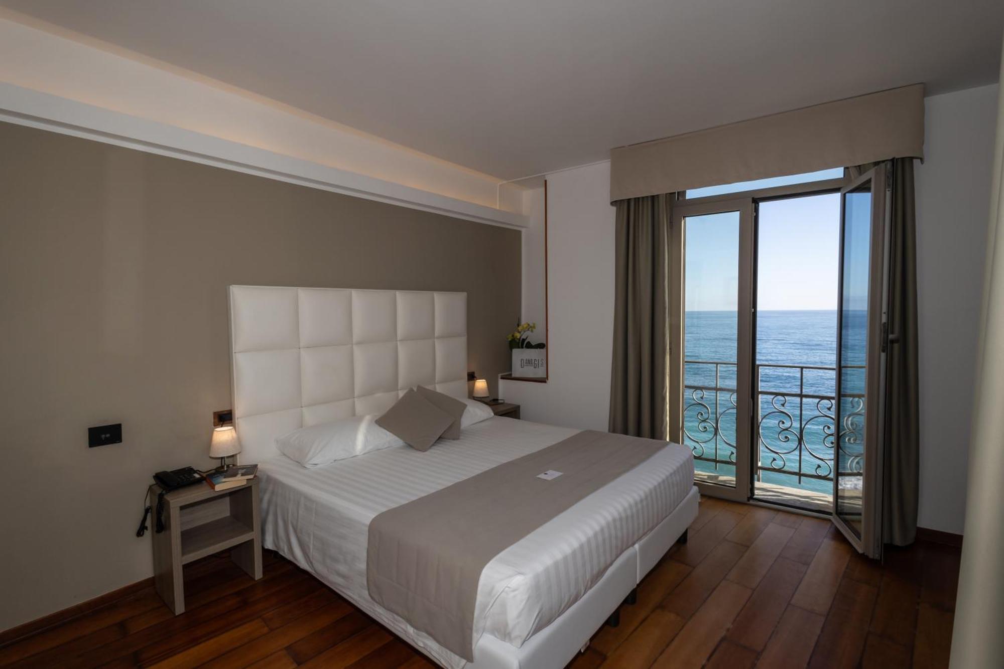 Hotel Parigi&Spa Bordighera Esterno foto